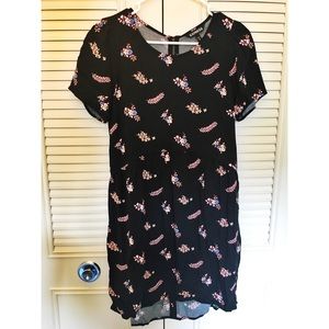 Like New! Scoop-neck Floral Print Dress